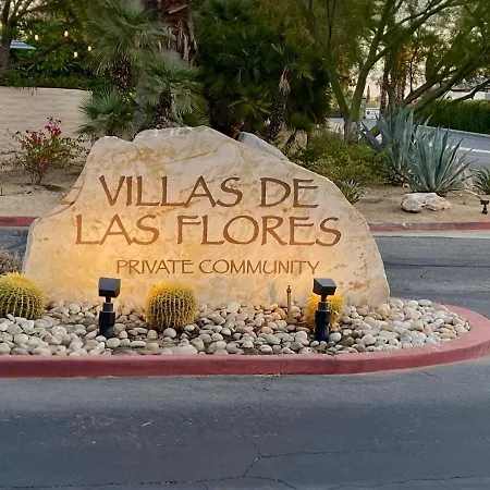 Charming 2-Bedroom Condo In Enchanting Palm Spring